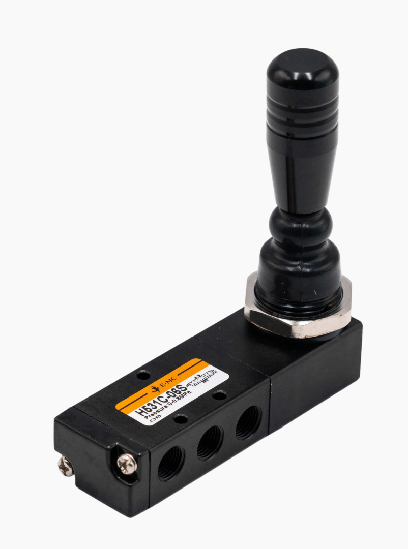 Распределитель с рукояткой H533C-08