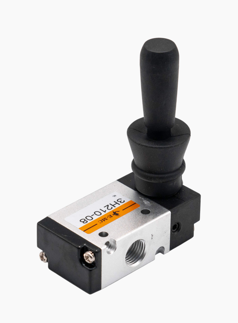 Распределитель с рукояткой 3H210-08